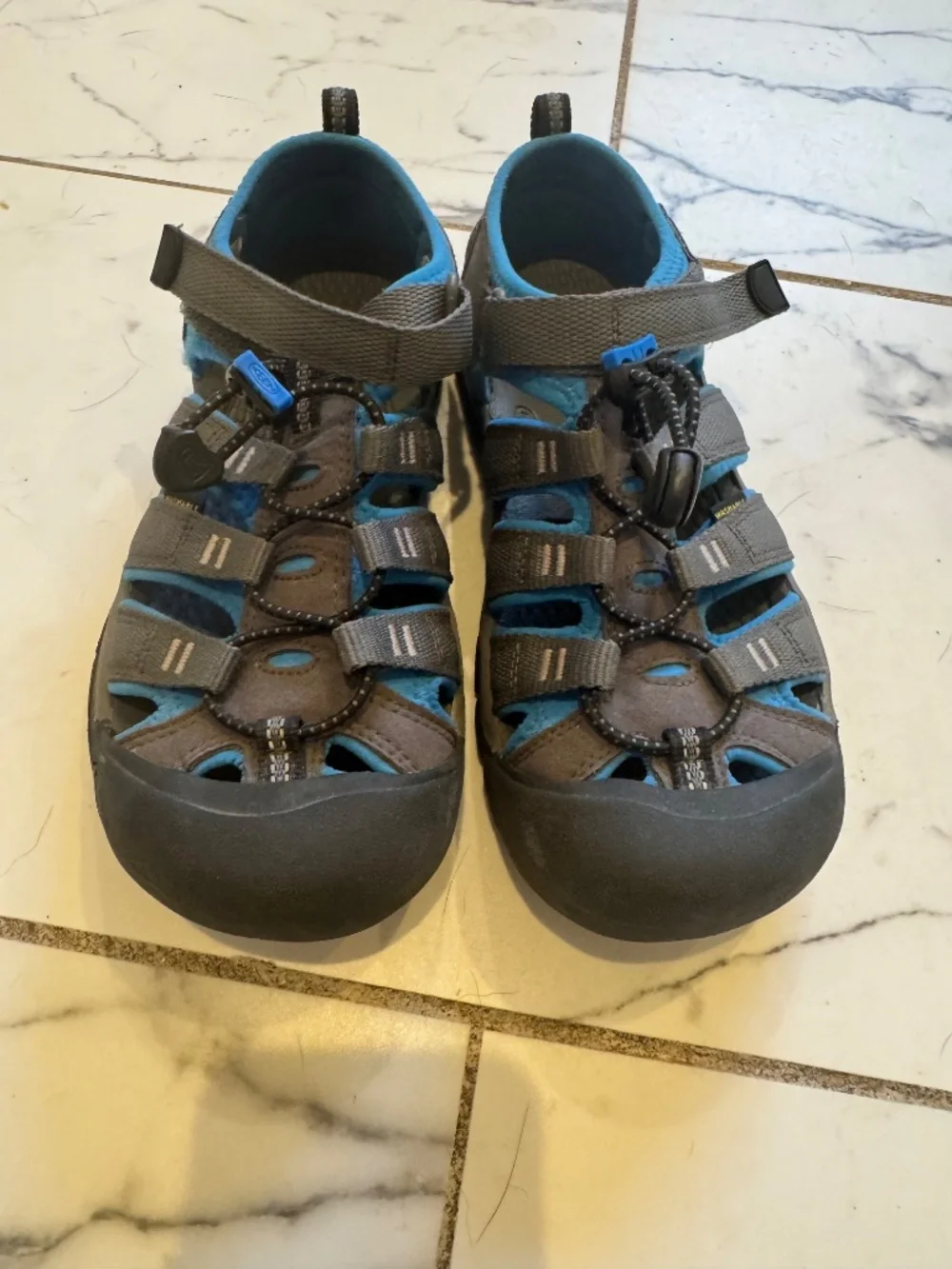 Keen like new